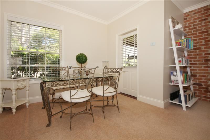 36 Roberts Parade, HAWKESBURY HEIGHTS NSW 2777, Image 2