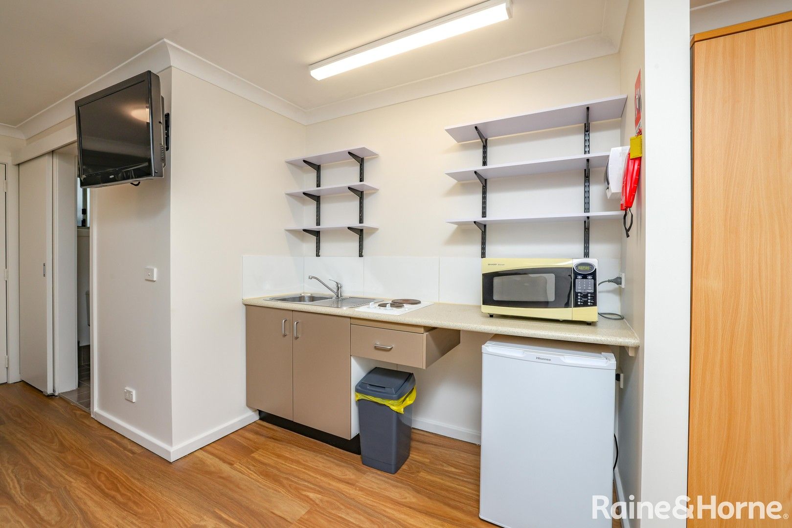 1 bedrooms Studio in 12/197a Browning Street BATHURST NSW, 2795