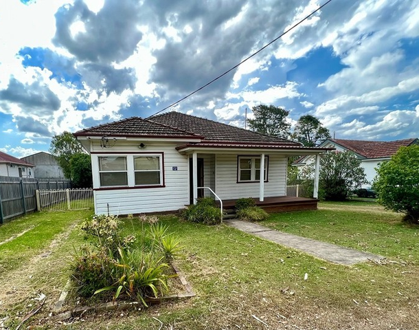 12 Sturgeon Street North, Raymond Terrace NSW 2324