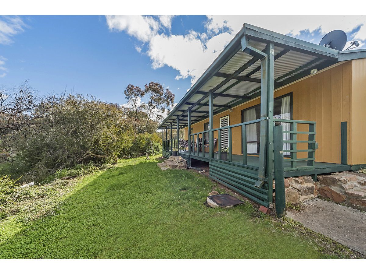 11 Davenport Road, Palmer SA 5237, Image 1