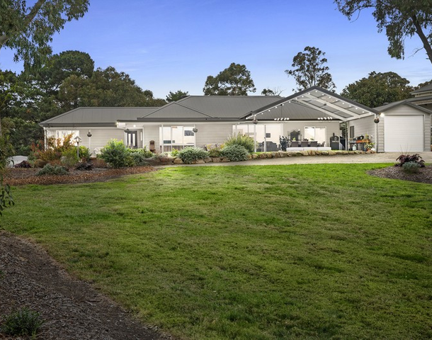 100-104 Hall Road, Warrandyte South VIC 3134