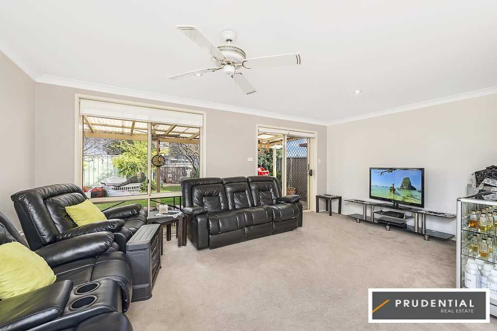 42 Aberfeldy Crescent, St Andrews NSW 2566, Image 1