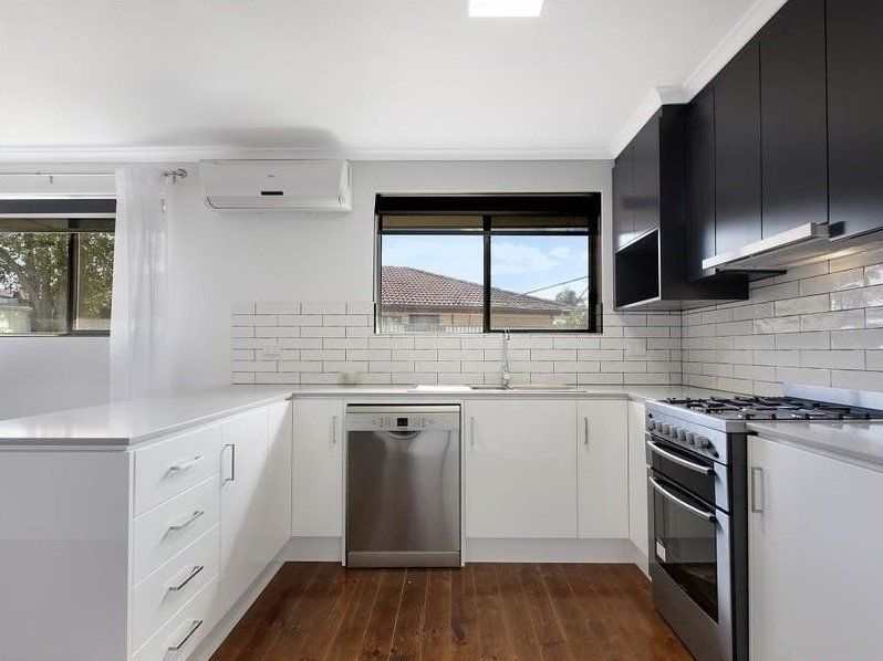 3 bedrooms House in 24 Lantana Drive PARAFIELD GARDENS SA, 5107