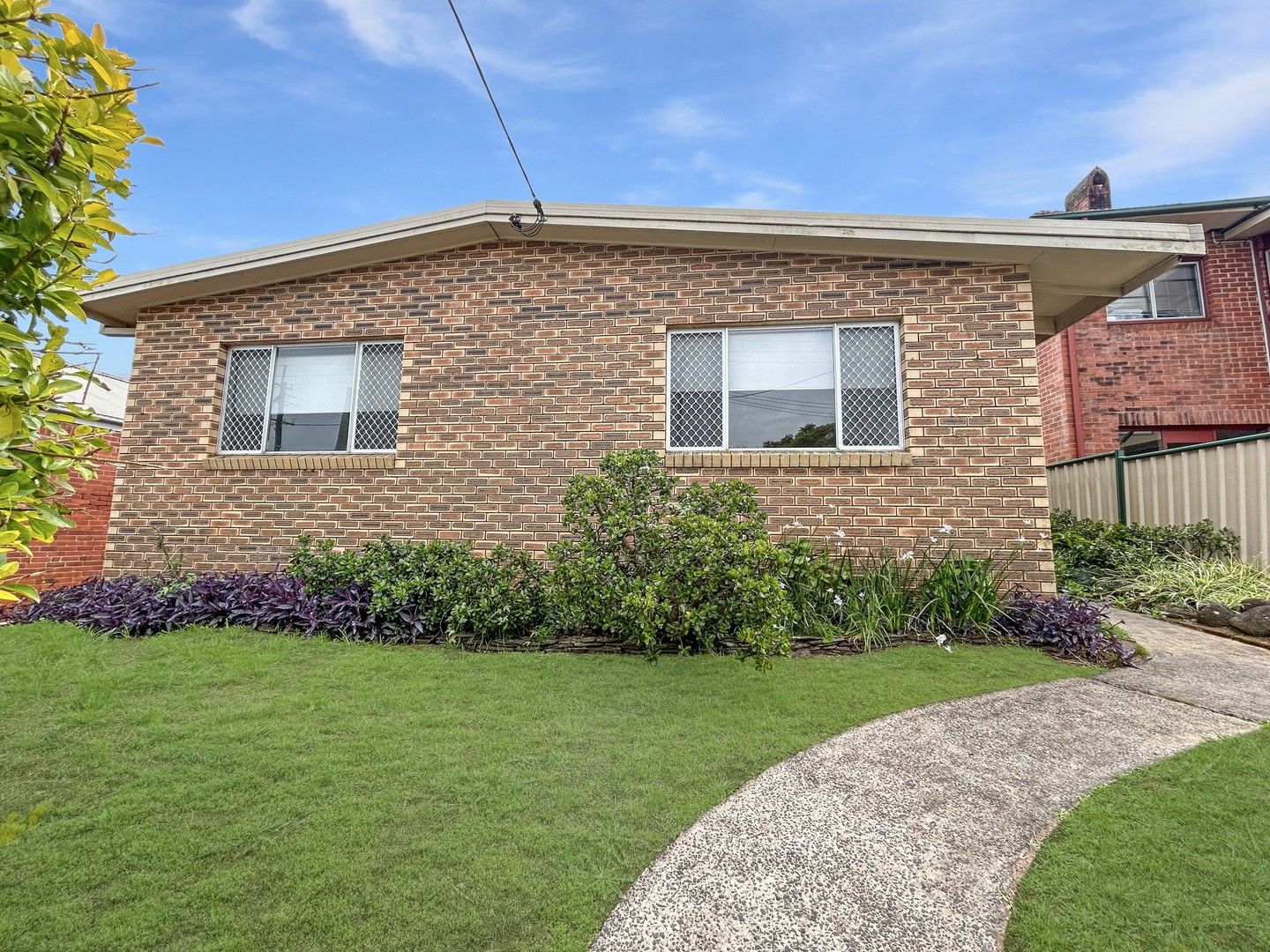 2 bedrooms Apartment / Unit / Flat in Unit 1/6 Geneva Street KYOGLE NSW, 2474