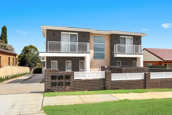 Picture of 4/36 Weston Avenue, NARWEE NSW 2209