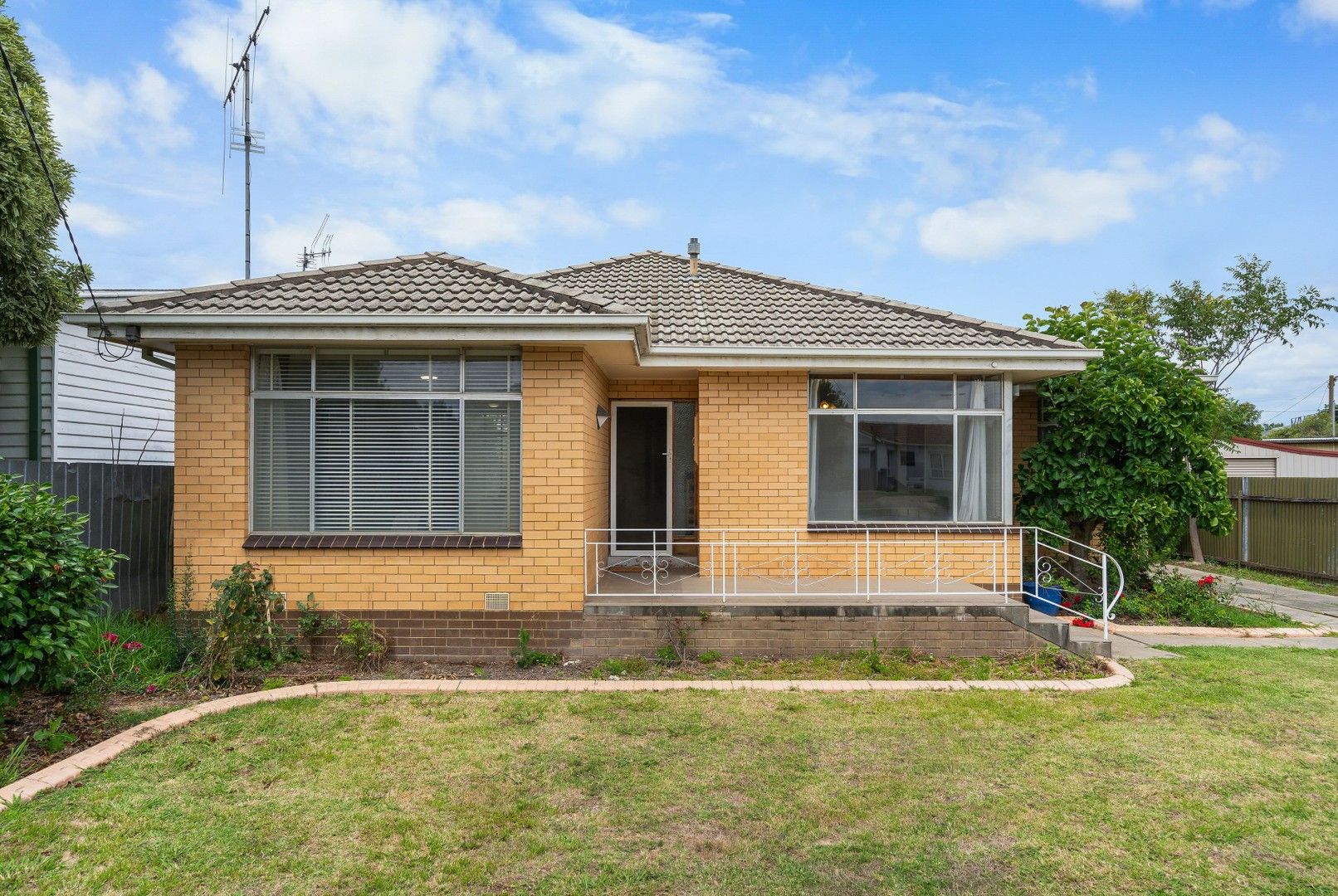 3 bedrooms House in 33 Butler Street SEYMOUR VIC, 3660
