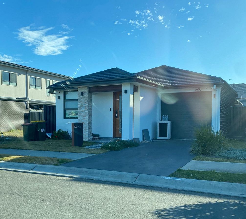 4 bedrooms House in 100 Mariner Avenue SCHOFIELDS NSW, 2762