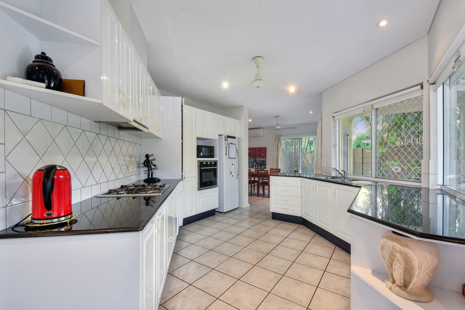 11 Stoddart Drive, Bayview NT 0820, Image 2