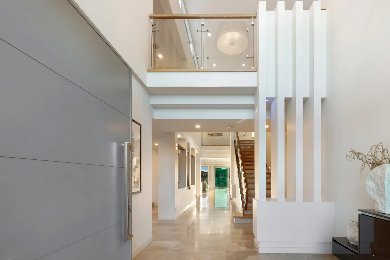 Additional image 3 of 57 Sir Bruce Small Boulevard, Benowa Waters QLD 4217