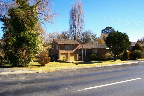 54 Hill Street, Uralla NSW 2358, Image 1