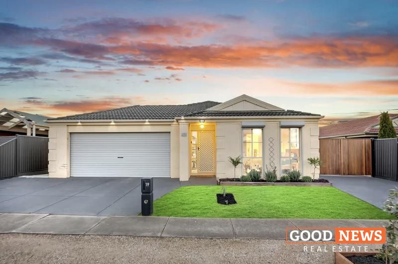 19 Minstrel Close, Wyndham Vale VIC 3024 House For Rent Domain
