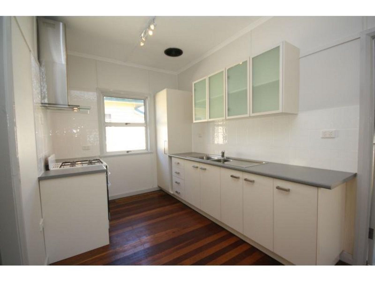 73 King Street, Woody Point QLD 4019 House For Rent Domain