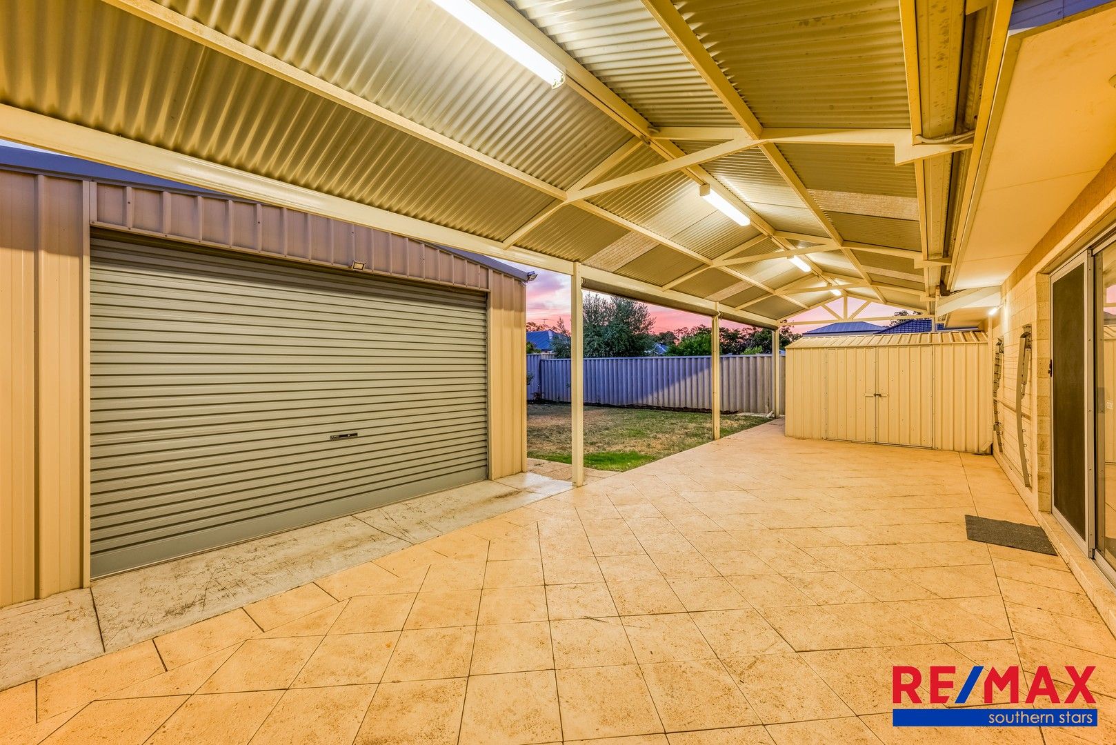 4 bedrooms House in 16 Carmichael Street BECKENHAM WA, 6107