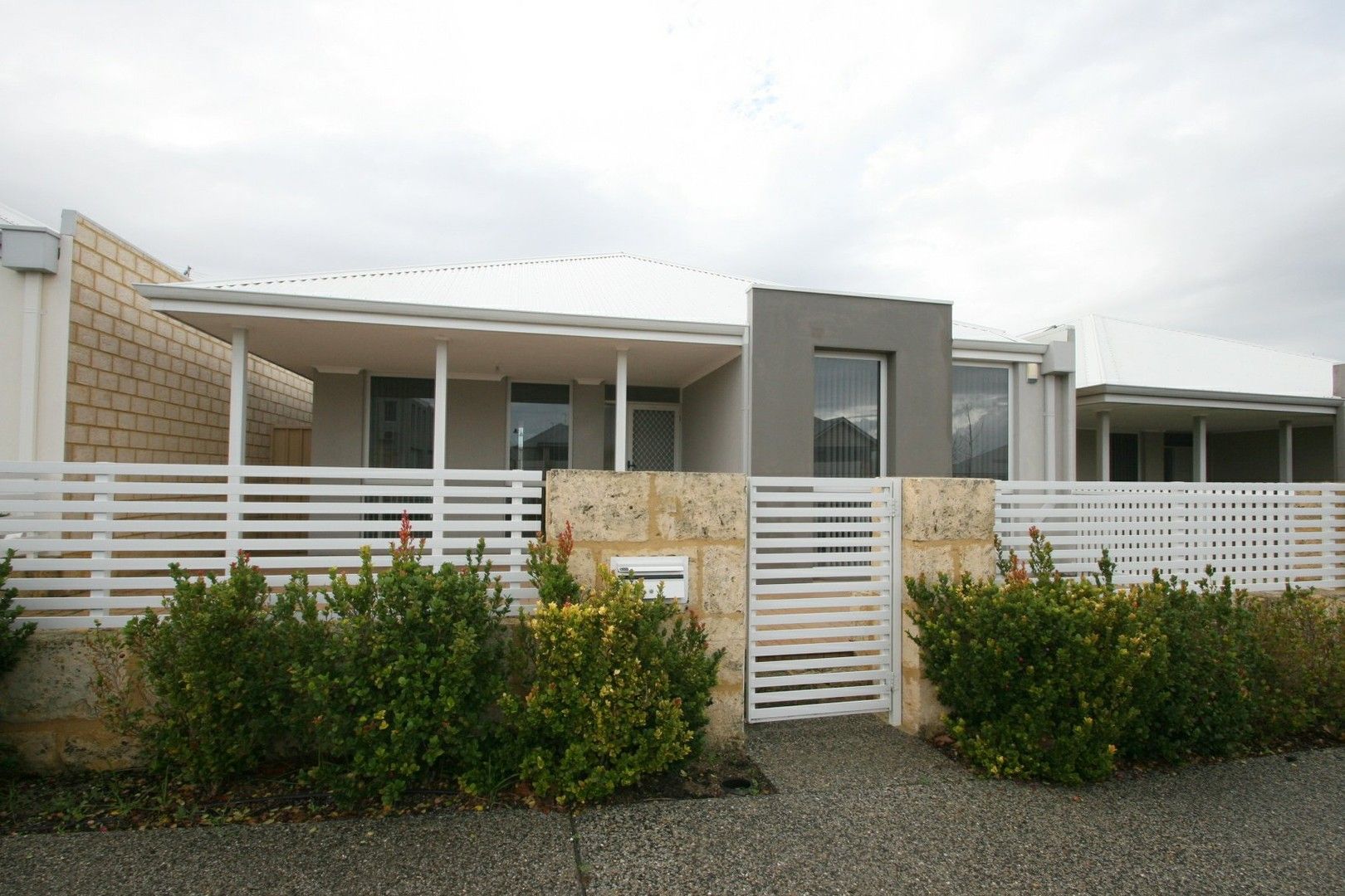 3 bedrooms House in 45 Lyon Road ATWELL WA, 6164