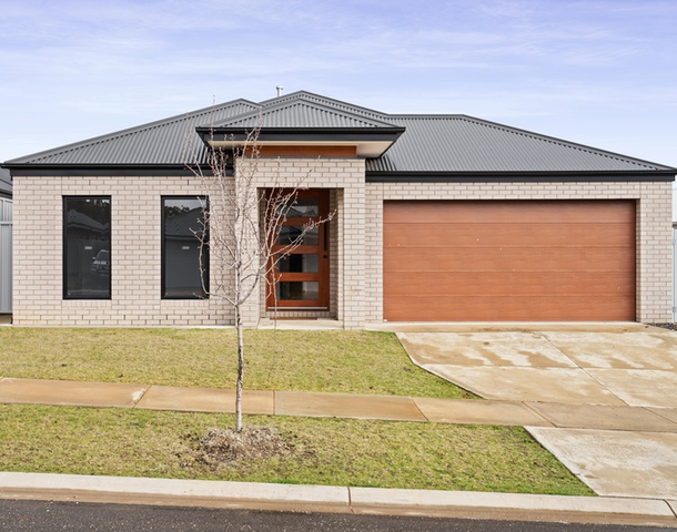 8 Roycroft Street, Baranduda VIC 3691