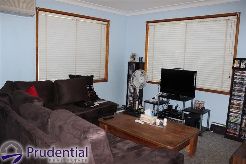 3/4 Birdsville Cres, LEUMEAH NSW 2560, Image 2