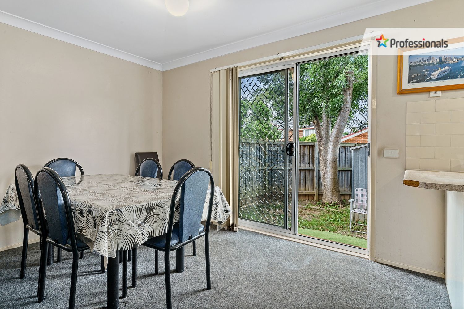 10/36 Holland Crescent, Casula NSW 2170, Image 2