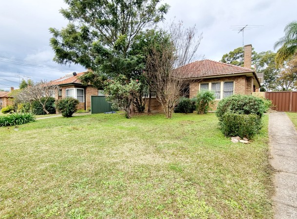 4 First Avenue, Seven Hills NSW 2147