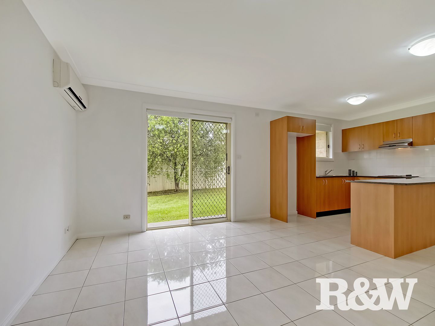 2/18 Florence Street, Oakhurst NSW 2761, Image 2