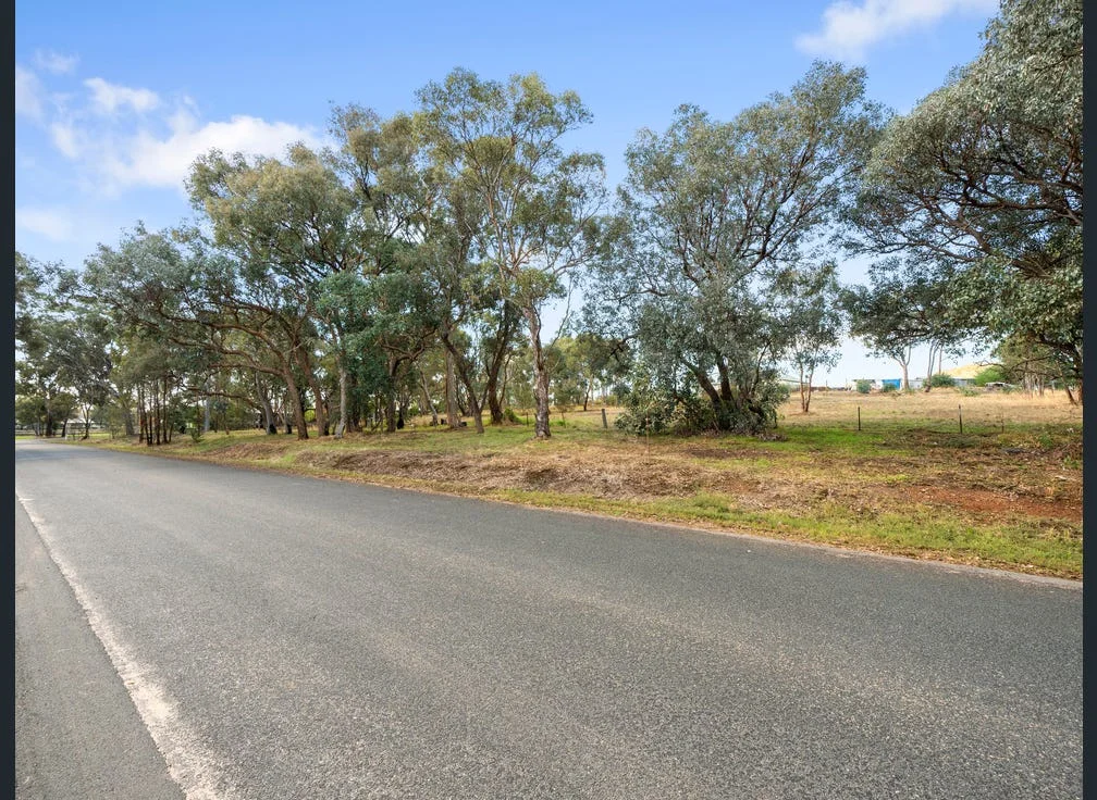 Additional image 12 of 38-40 Correll Street, Longwood VIC 3665