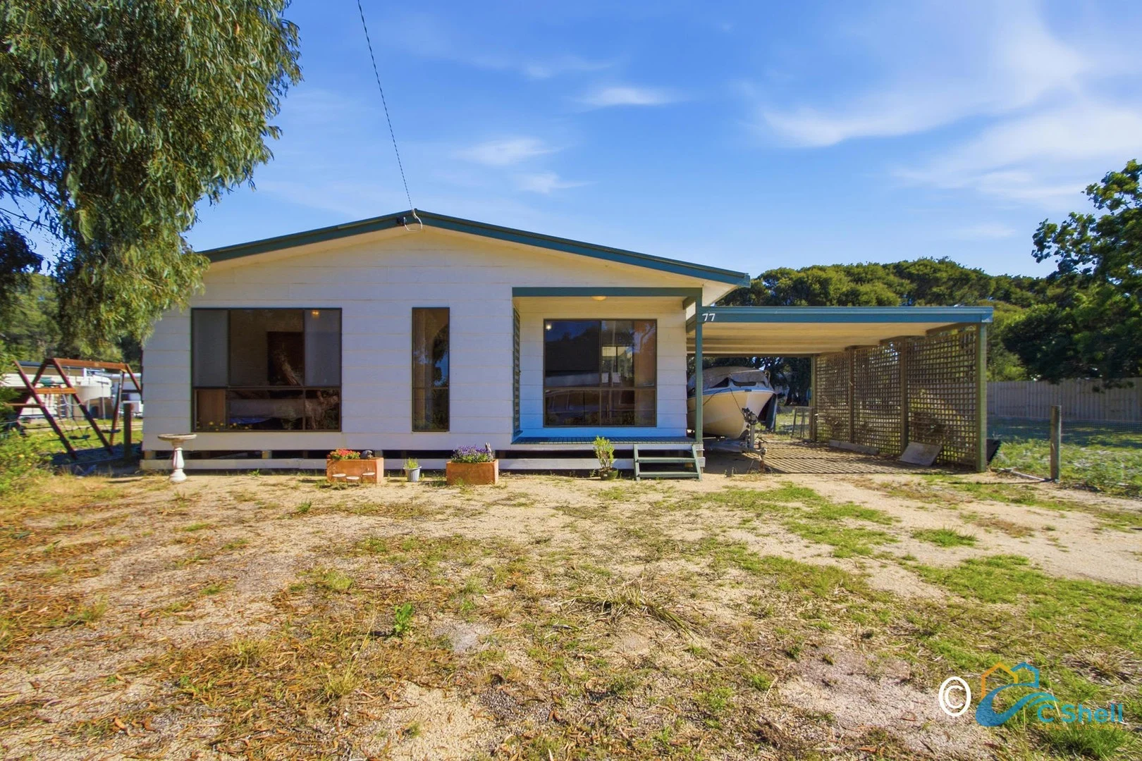 77 National Park Road, Loch Sport VIC 3851