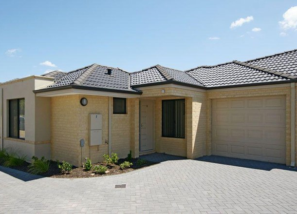 3/4 Sampson Close, Midland WA 6056