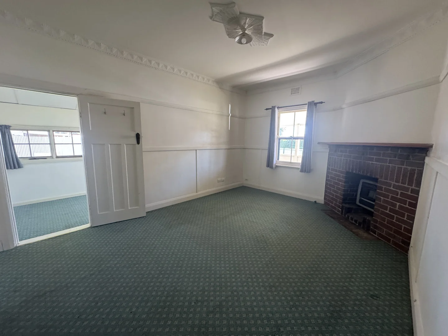 Additional image 3 of 49 Binalong Street, Young NSW 2594