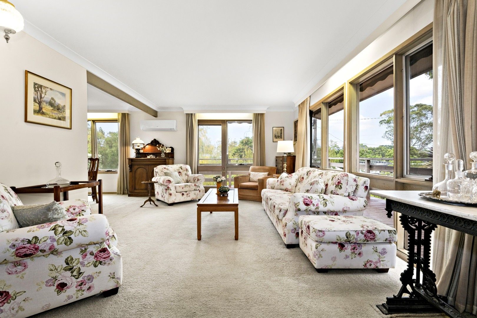 3 bedrooms House in 5 Rugby Court MOUNT ELIZA VIC, 3930