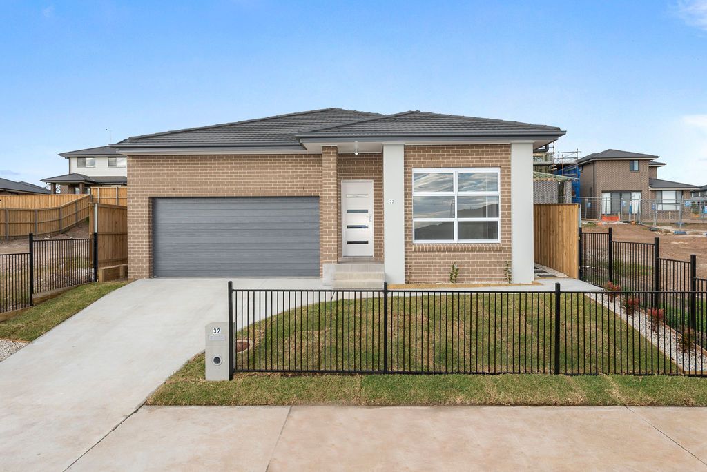 32 Paul Cullen Drive, Bardia NSW 2565