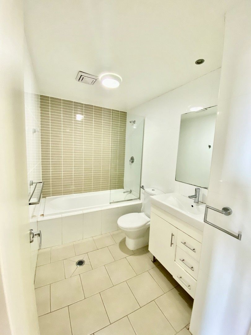 3 bedrooms Apartment / Unit / Flat in 61/20 Victoria Road PARRAMATTA NSW, 2150