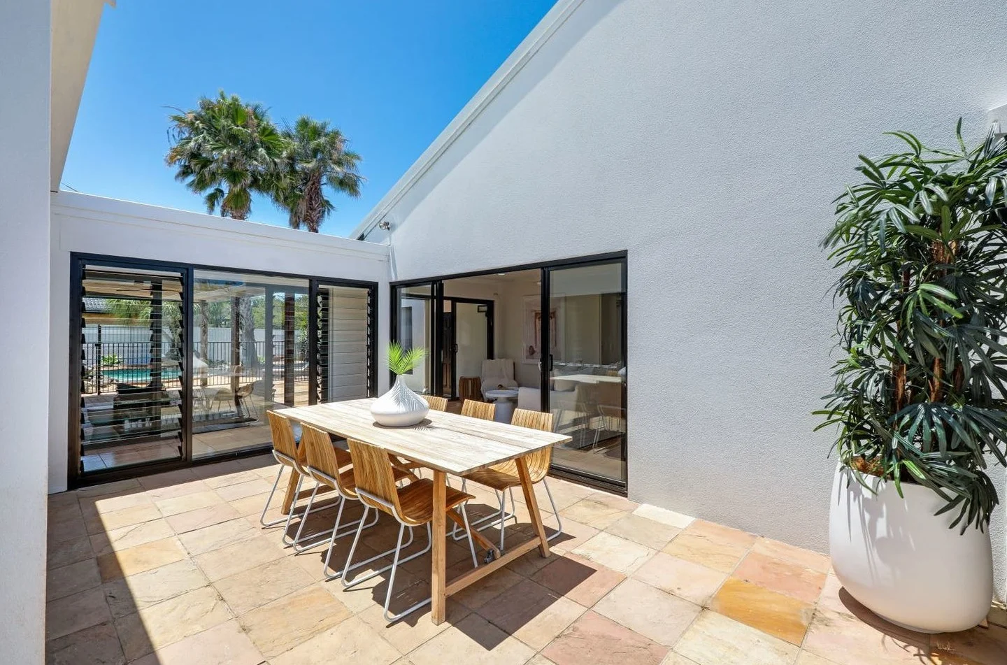 Additional image 10 of 5 Tirau Place, Broadbeach Waters QLD 4218