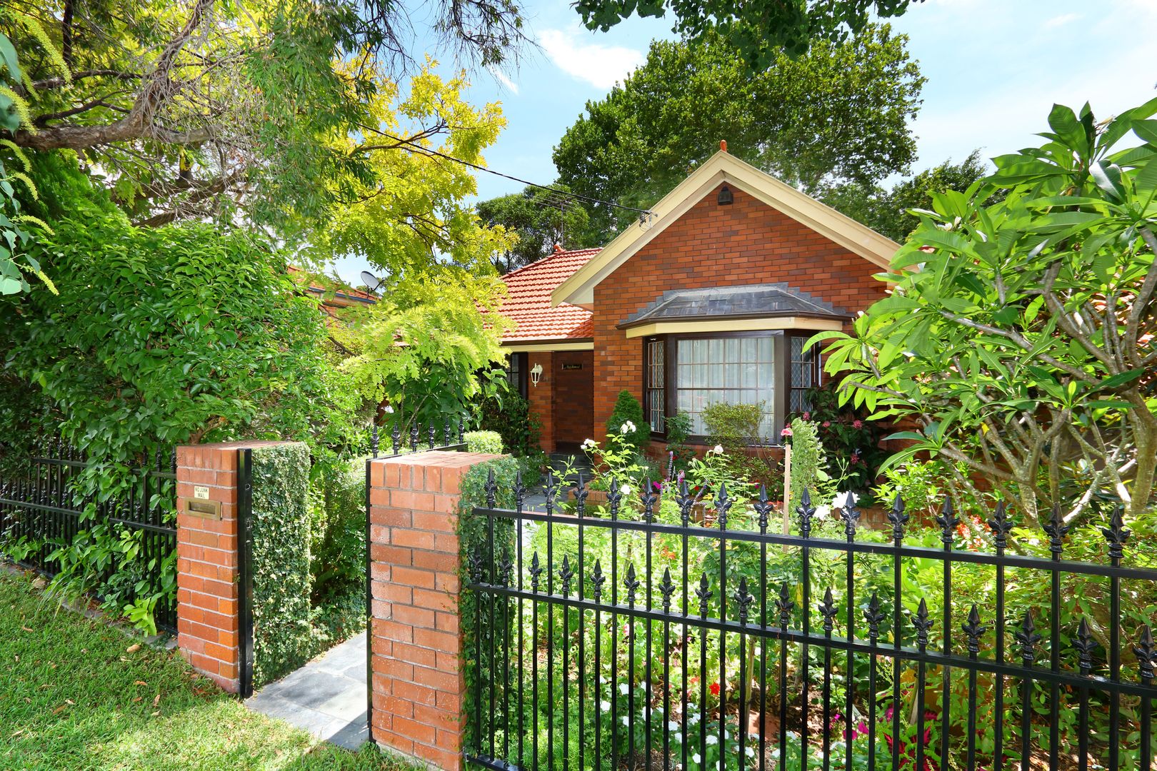 3 bedrooms House in 14 Myall Street OATLEY NSW, 2223