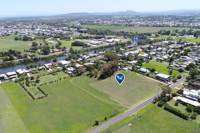 Picture of 58 McEacharn Street, EAST BAIRNSDALE VIC 3875