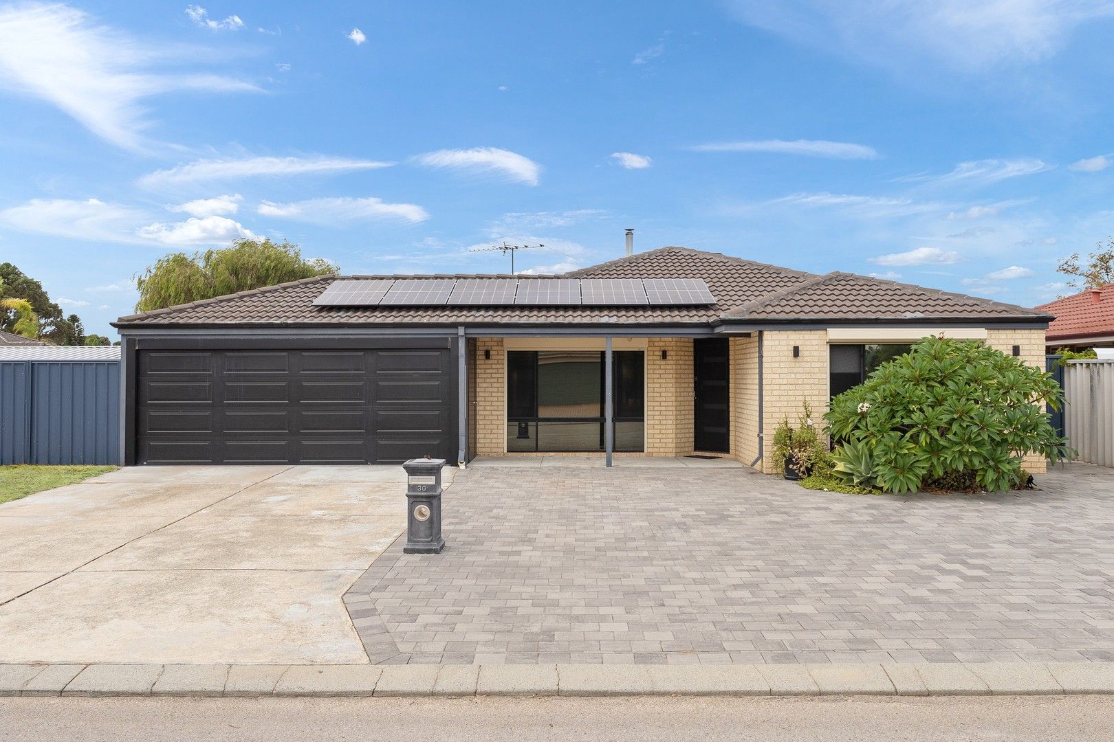 30 Menora Loop, Warnbro WA 6169, Image 0