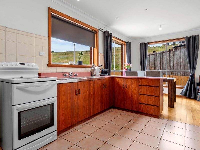 1 Tower Hill Street, Deloraine TAS 7304, Image 1