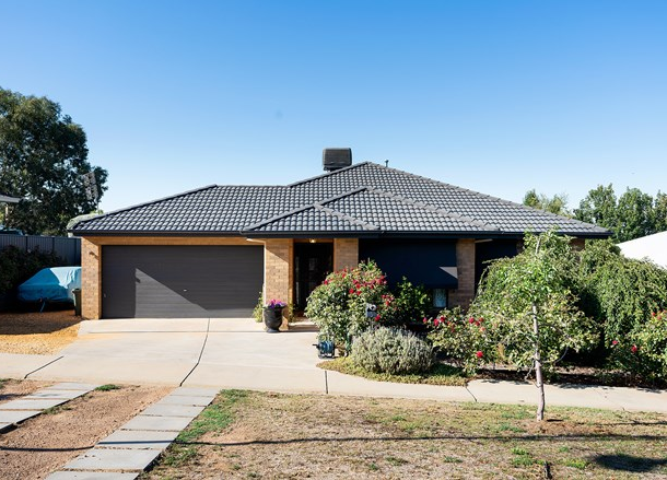 5 Macafee Road, Castlemaine VIC 3450