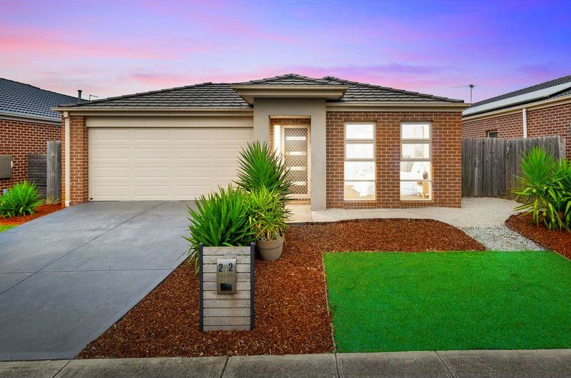 4 bedrooms House in 22 Mahon Road EPPING VIC, 3076