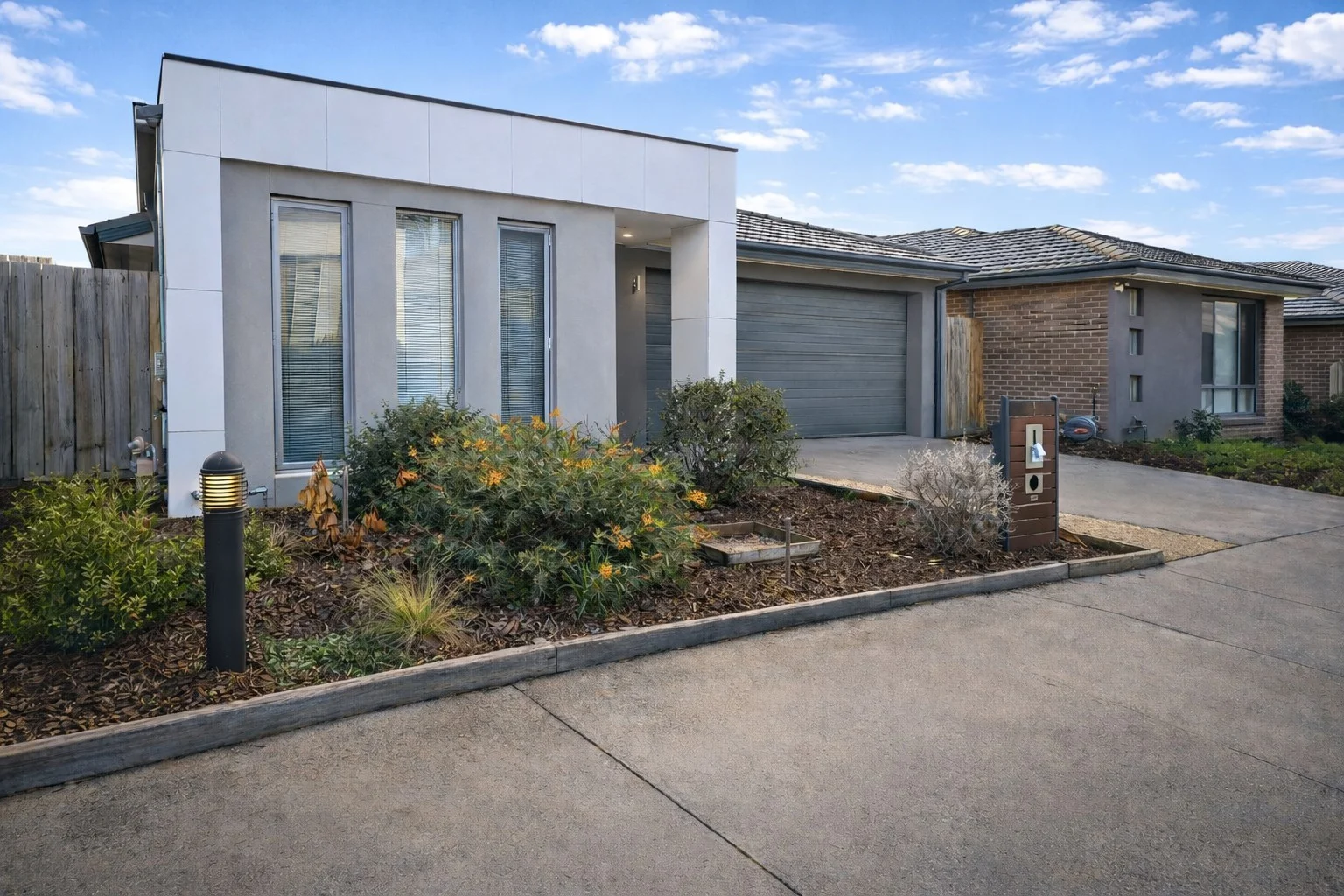 8 Blossom Way, Carrum Downs VIC 3201