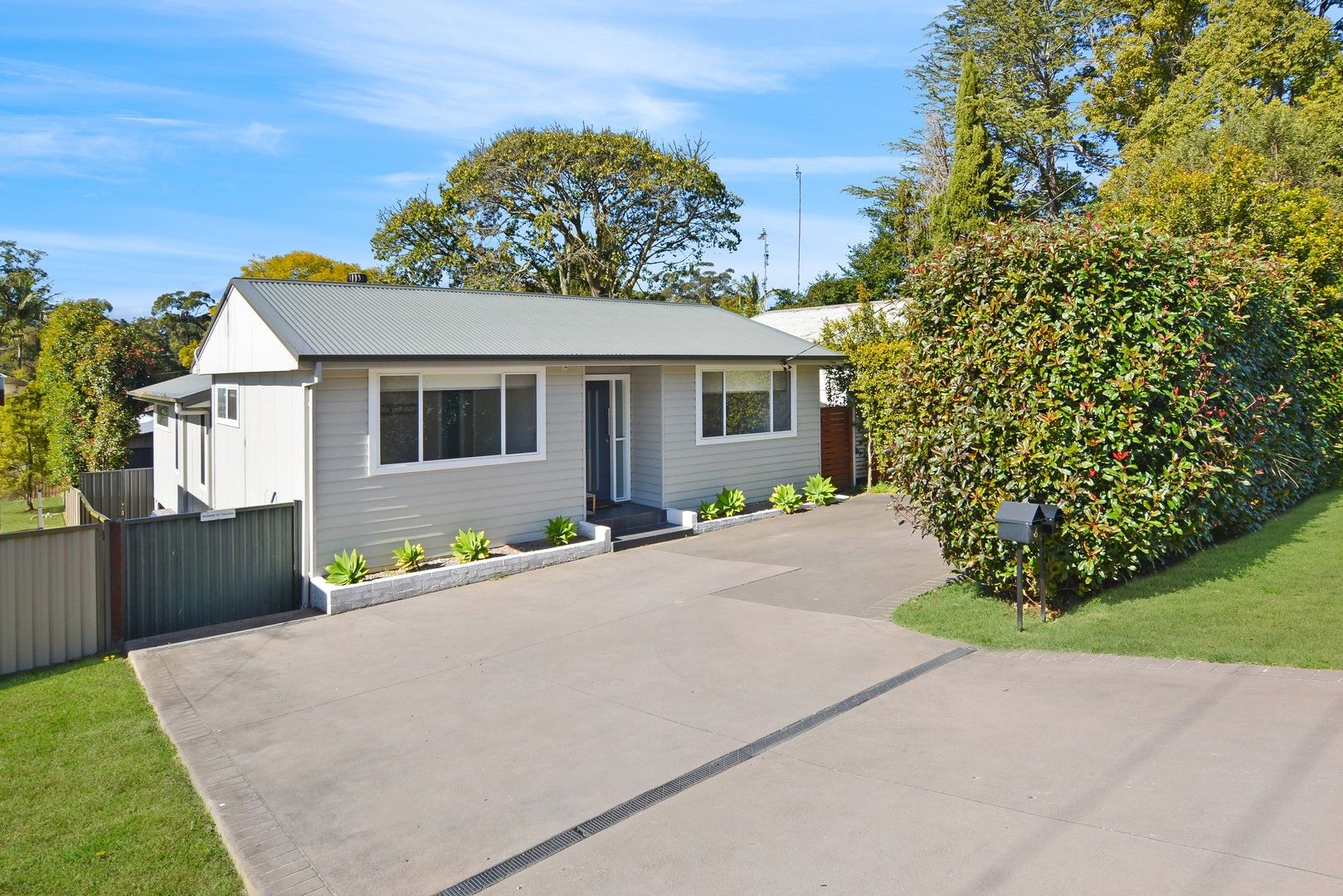 3 bedrooms House in 6 Toorak Avenue ERINA NSW, 2250