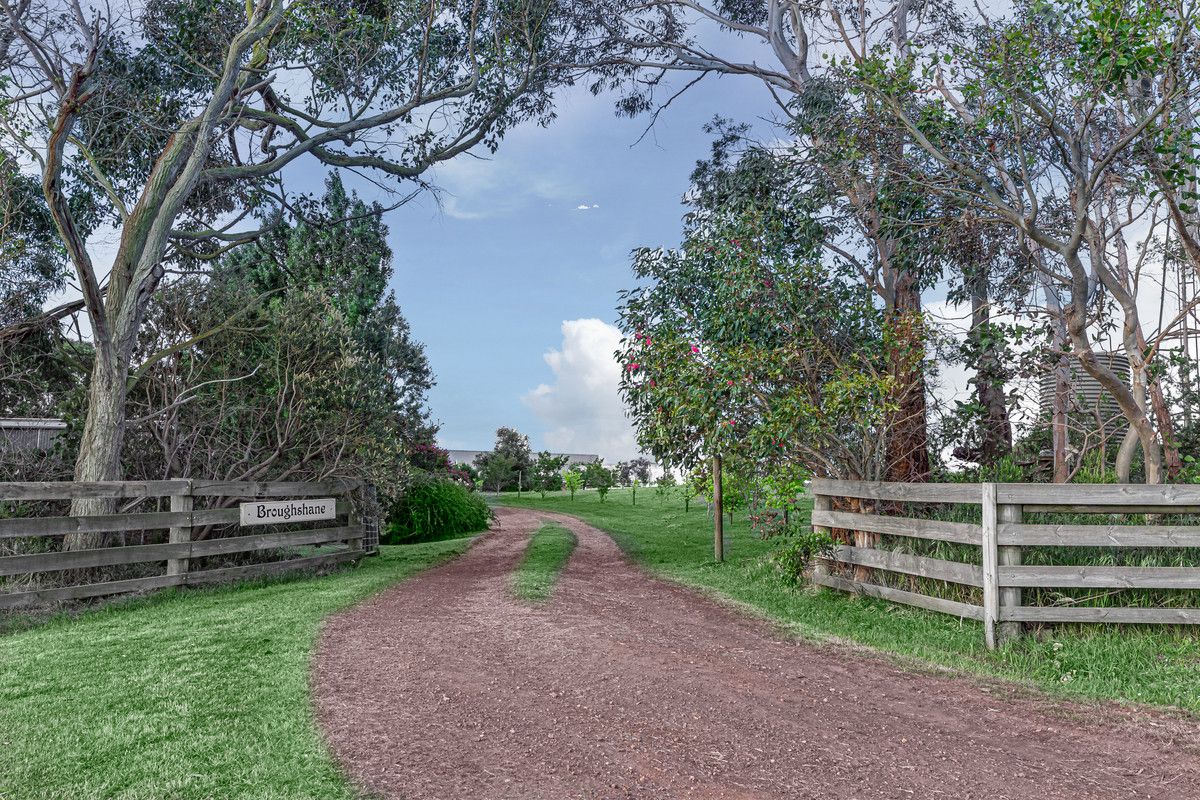 12 Hermitage, Allansford VIC 3277, Image 2