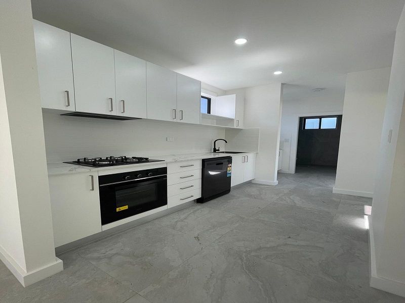 2 bedrooms Semi-Detached in 11A Alt Street SMITHFIELD NSW, 2164