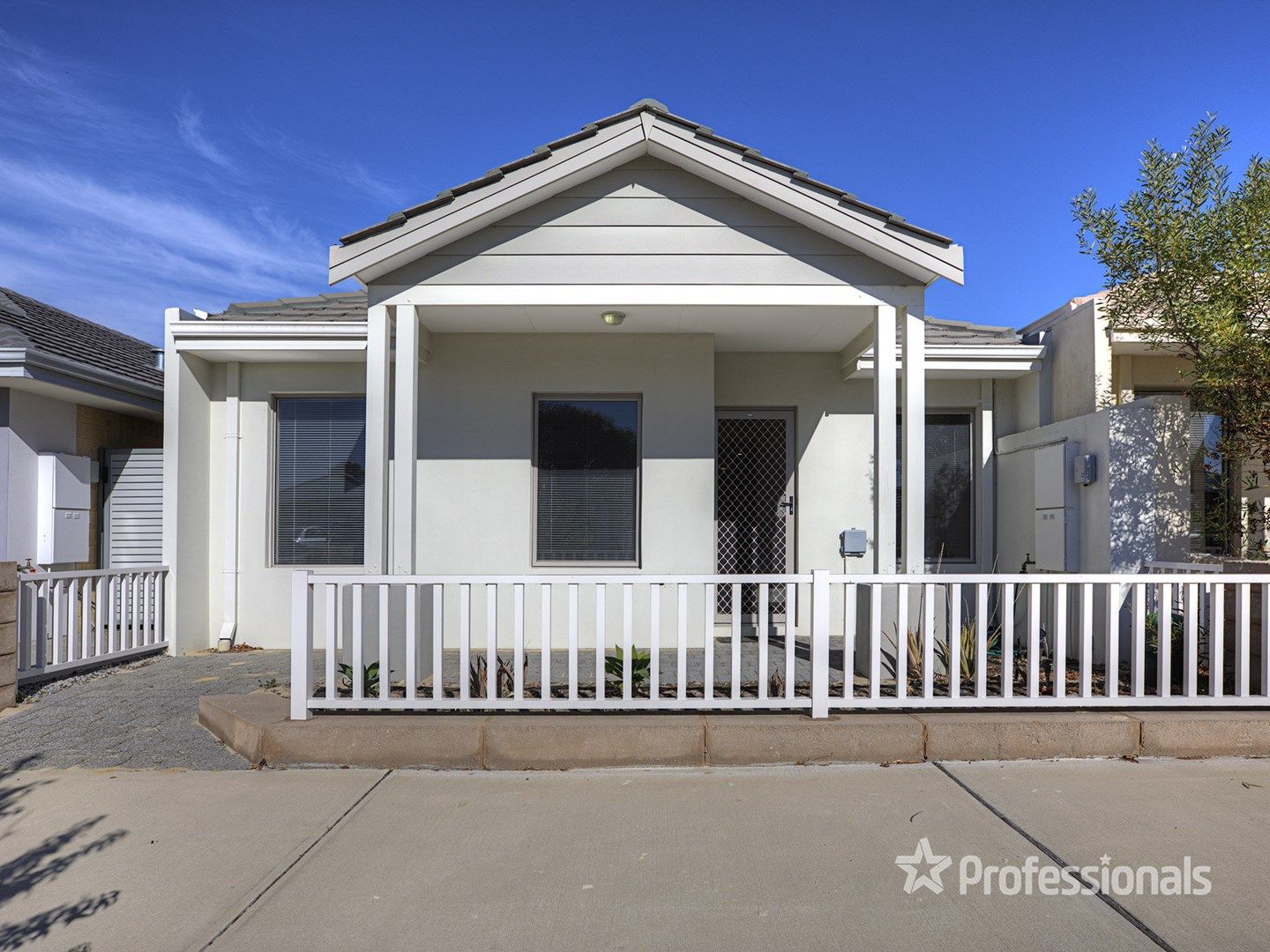 22 Cheriton Avenue, Ellenbrook WA 6069, Image 0