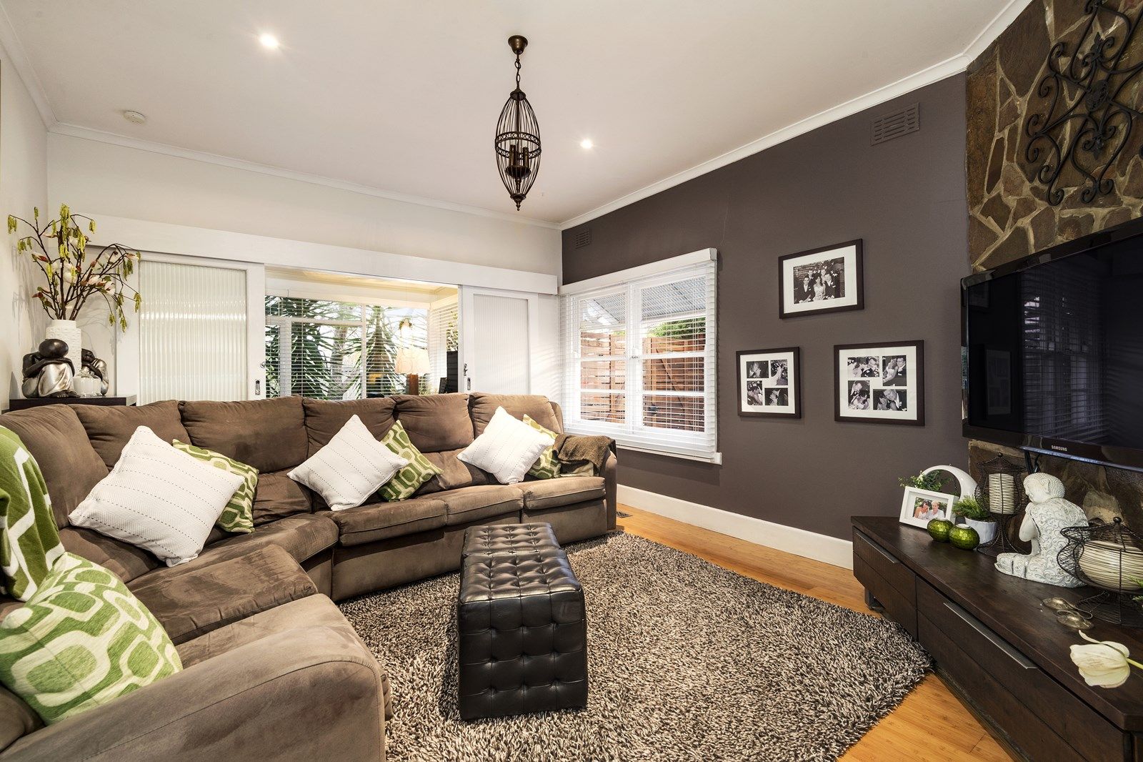 1699 Dandenong Road, OAKLEIGH EAST VIC 3166, Image 1