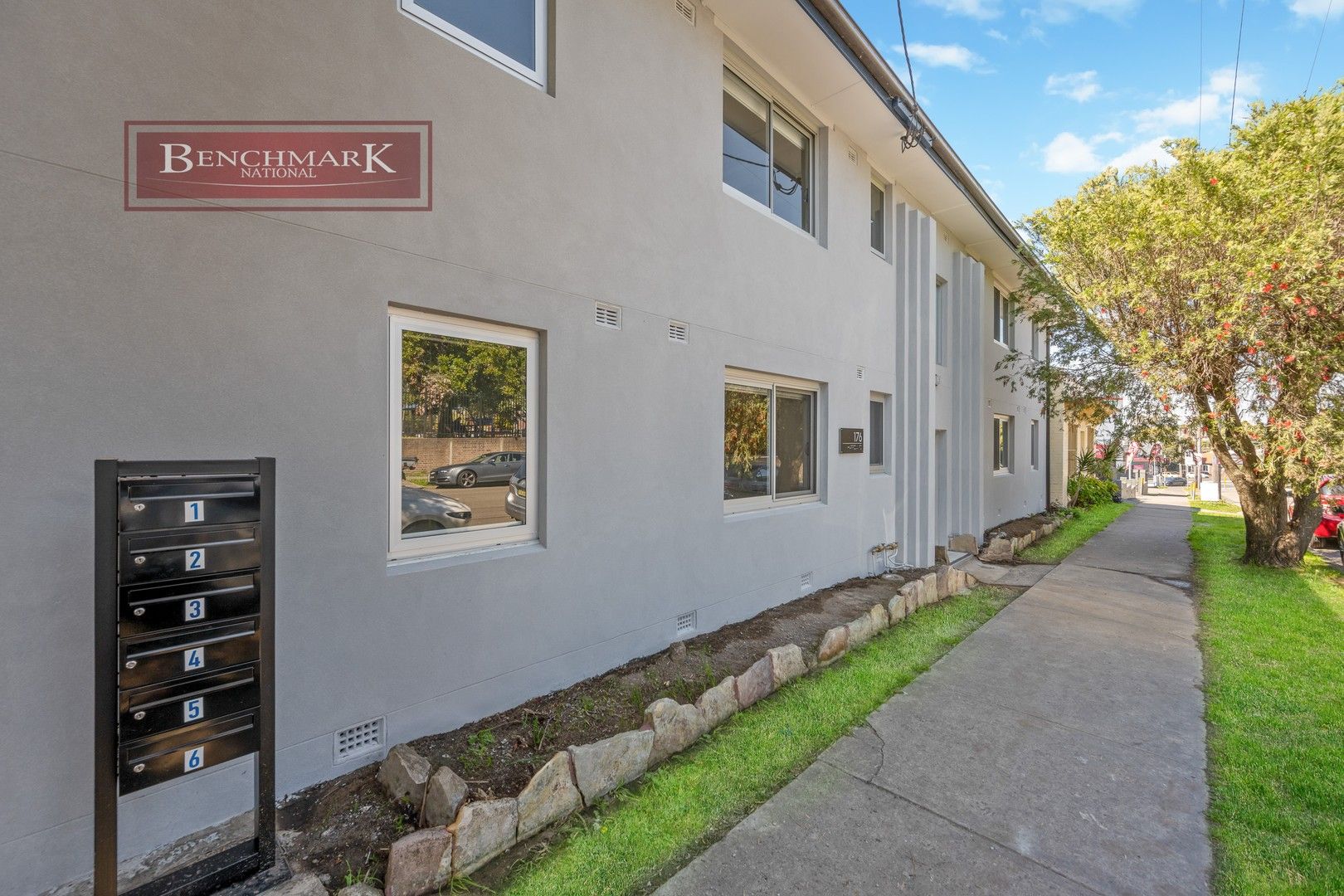 2 bedrooms House in 2/176 Harrow Rd KOGARAH NSW, 2217