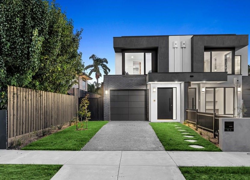 4 bedrooms Townhouse in 15a Hastings Avenue BEAUMARIS VIC, 3193