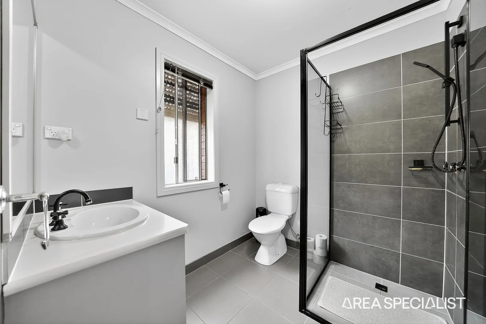 Additional image 4 of 37 Scarborough Crescent, Harkness VIC 3337