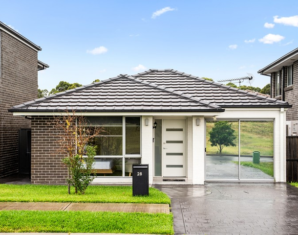 28 Clarence Drive, Elizabeth Hills NSW 2171