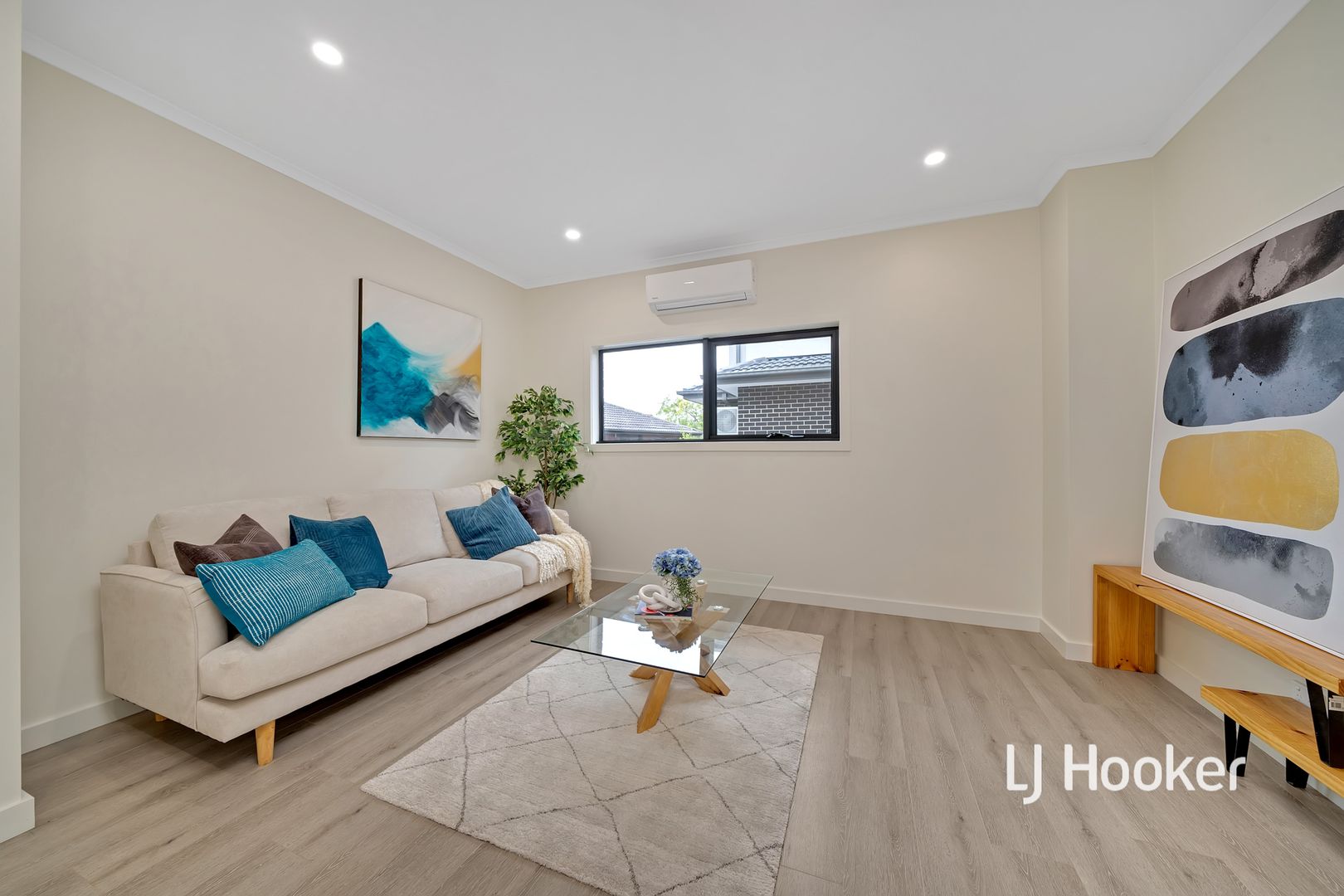 2/38 Millswyn Avenue, Hampton Park VIC 3976, Image 1