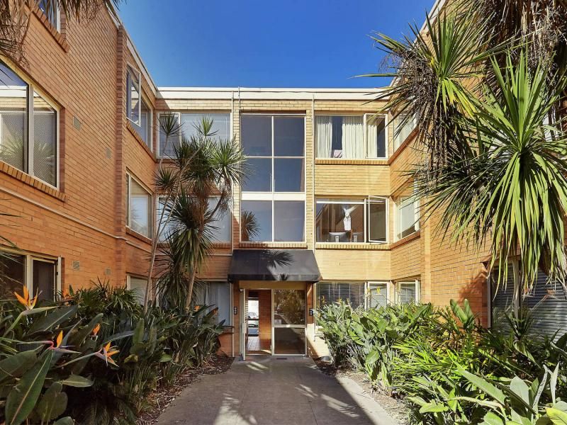 17/92 The Avenue, Parkville VIC 3052, Image 2