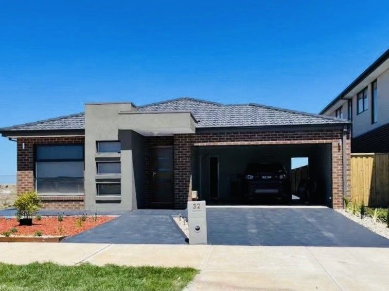 4 bedrooms House in 32 Boxer Dr WYNDHAM VALE VIC, 3024